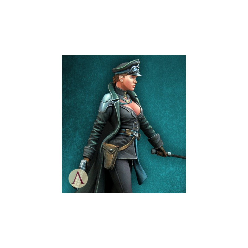 SFF-005 Figures DIANNE TIANSEEN